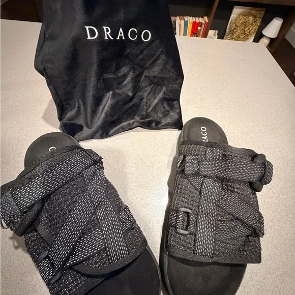 Draco Black Sandals - Picture 2 of 7